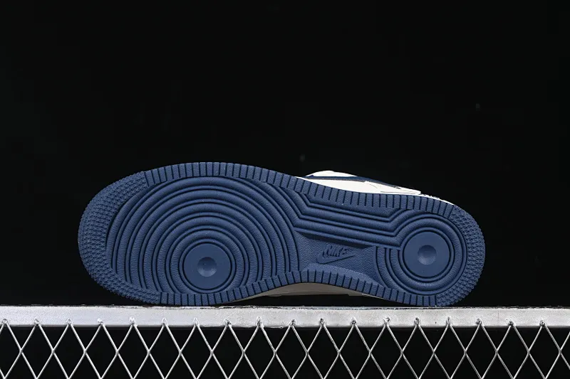 All categories Nk Air Force 1 Air Force series Nk Air Force 1 Low Air Force low-top Nike Air Force 1'07 Low Nike embossed off-white dark blue tree pattern Air Force 1 low-top casual sneakers SM6668-122